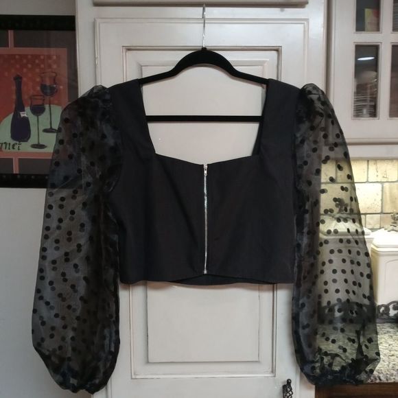 Nasty Gal Square Did You Go Spotty Crop Top - Picture 11 of 13